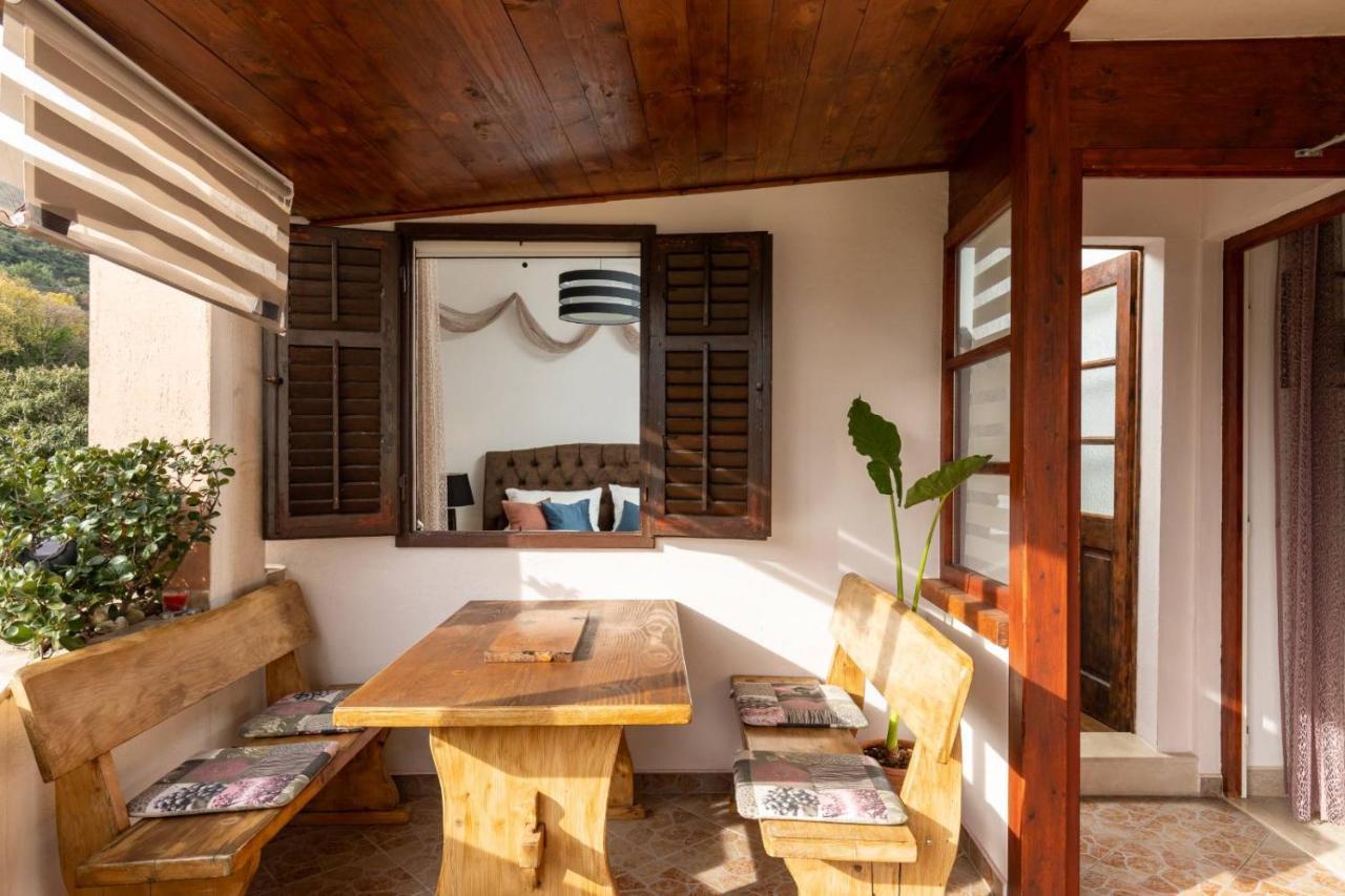 Bougainvillea--apartment By The Sea * Ston